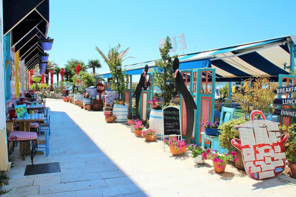 Mobile Home Heaven Biograd Biograd Na Moru Exteriör bild